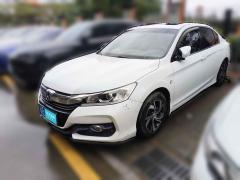 [深圳·粤B] 本田雅阁2016款 2.0L 舒适版