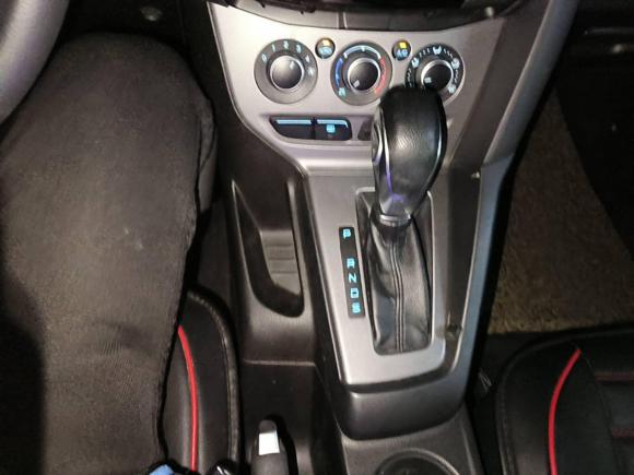 [温州·浙C] 二手福特福克斯2012款 两厢 1.6L 自动舒适型