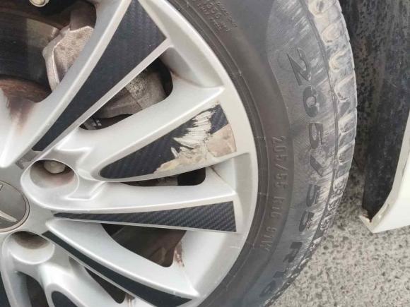 [成都·川A] 二手雪铁龙世嘉2013款 三厢 1.6L 手动品尚型