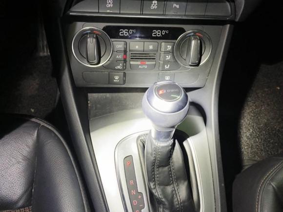 [无锡·苏M] 二手奥迪奥迪Q32017款 35 TFSI 时尚型