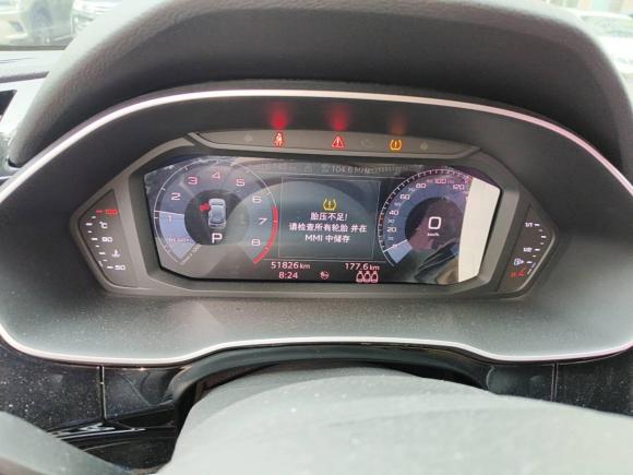 [武汉·鄂A] 二手奥迪奥迪Q32019款 35 TFSI 时尚动感型