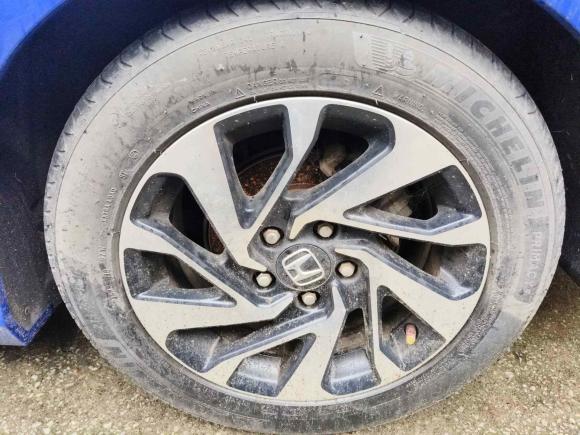 [无锡·苏M] 二手本田思域2016款 220TURBO CVT豪华版