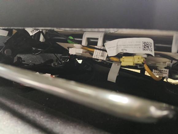 [深圳·粤B] 二手红旗红旗E-QM52022款 431km 充电乐享版