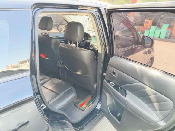 [杭州·浙D] 二手三菱欧蓝德2020款 2.0L 两驱畅享版 5座