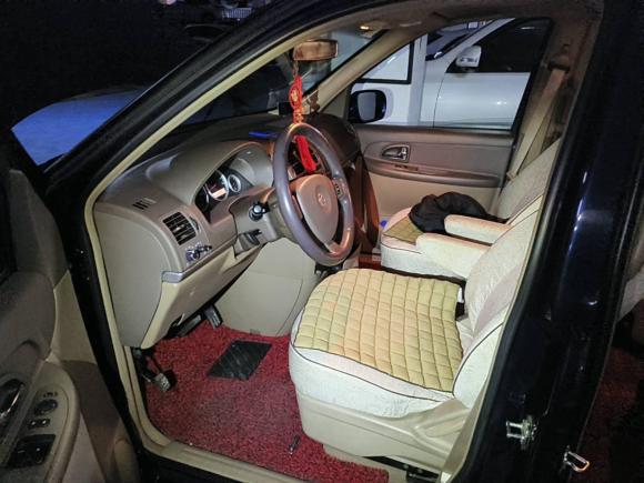 [西安·陕A] 二手别克别克GL82013款 2.4L 经典版