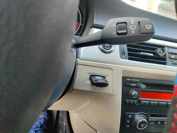 [无锡·苏B] 二手宝马宝马3系2007款 325i双门轿跑车