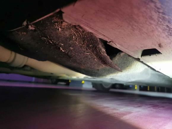 [广州·粤L] 二手克莱斯勒克莱斯勒300C2014款 3.0L 卓越版