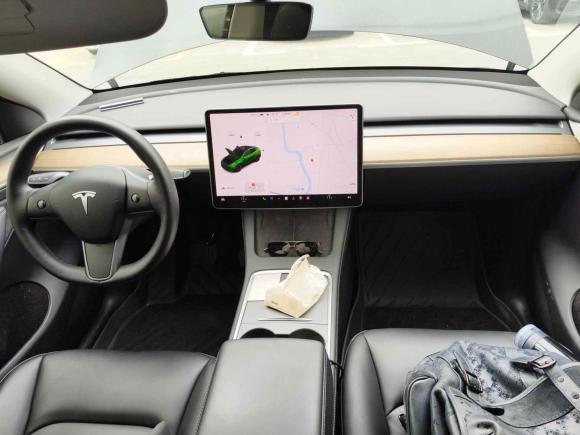 [上海·沪A] 二手特斯拉Model Y2021款 标准续航后驱版