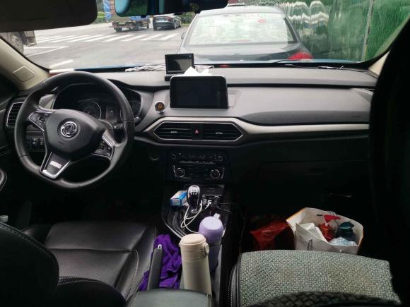 [成都·浙B] 二手东风风光风光S5602018款 1.8L 手动舒适型 7座