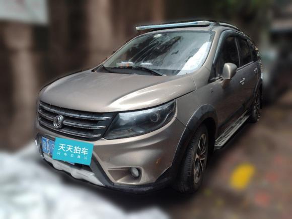 [广州·粤A] 二手东风风行景逸X52015款 1.6L 手动尊享型