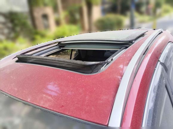 [无锡·苏B] 二手东南东南DX32016款 1.5T CVT旗舰型