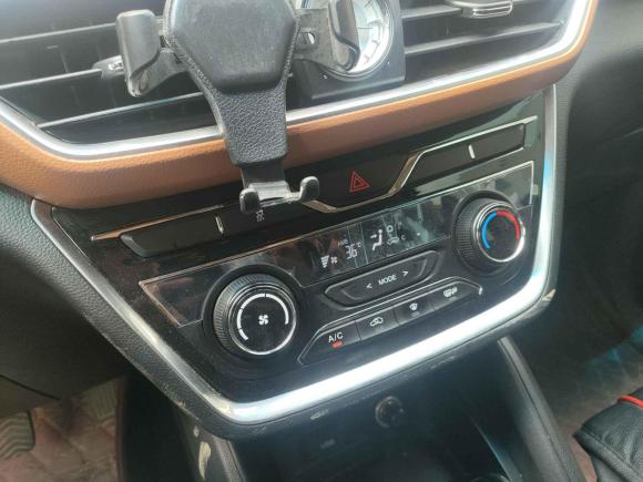 [无锡·云C] 二手五菱汽车五菱宏光S32018款 1.5L 手动豪华型 国V