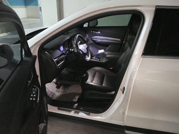 [苏州·苏U] 二手凯迪拉克凯迪拉克XT42018款 28T 两驱领先运动型