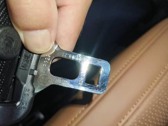 [合肥·皖A] 二手奔驰奔驰V级2021款 V 260 L 长轴距尊贵版