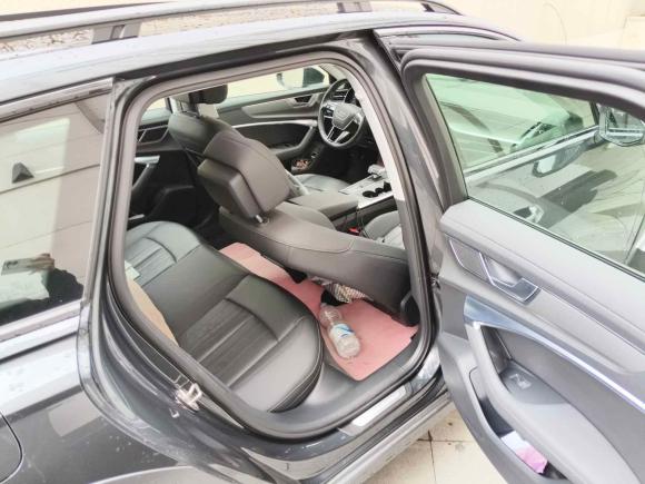 [上海·沪D] 二手奥迪奥迪A62022款 allroad quattro 探索家 55 TFSI 尊享越野型