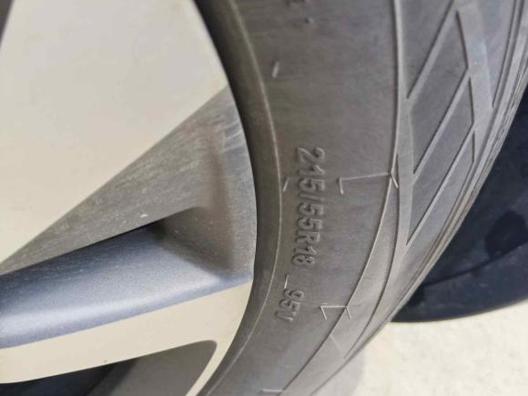 [无锡·苏B] 二手五菱汽车五菱星辰2021款 1.5T CVT星曜版