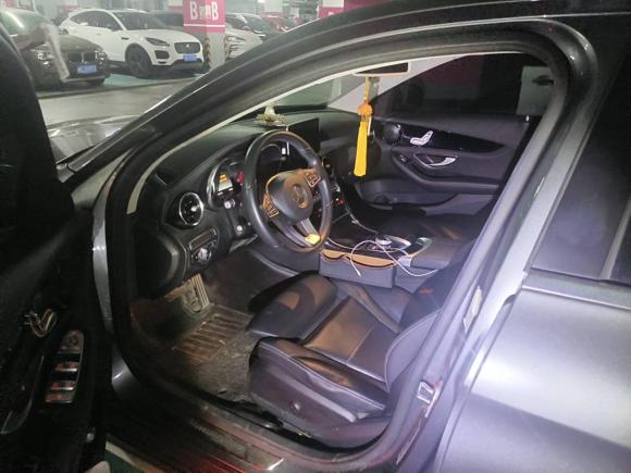 [上海·沪L] 二手奔驰奔驰C级2017款 改款 C 180 L 动感型运动版