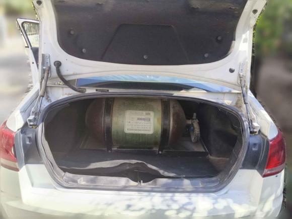 [青岛·鲁B] 二手雪铁龙世嘉2016款 经典 三厢 1.6L 手动CNG