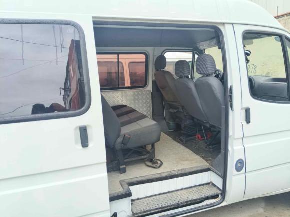 [上海·鲁H] 二手江铃特顺2019款 2.8T商运型长轴中顶6座后单胎国VI JX493