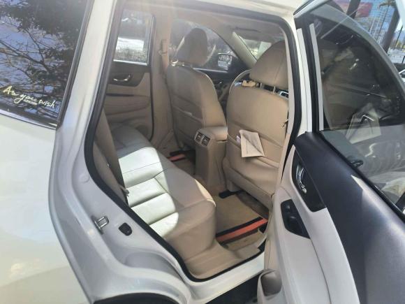 [广州·粤D] 二手日产奇骏2014款 2.0L CVT舒适版 2WD