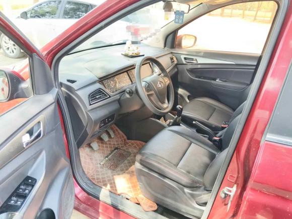 [济南·鲁A] 二手长安凯程长安欧尚A6002016款 1.5L 手动豪华型7座