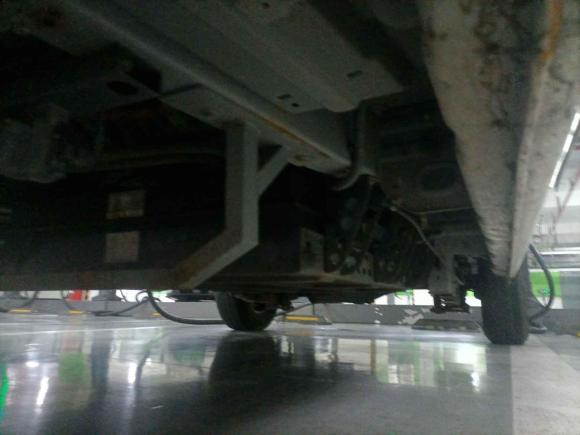 [苏州·苏E] 二手长安凯程长安睿行EM602022款 纯电动厢式运输车4498车长平顶背掀门2座60kW 41.86kWh