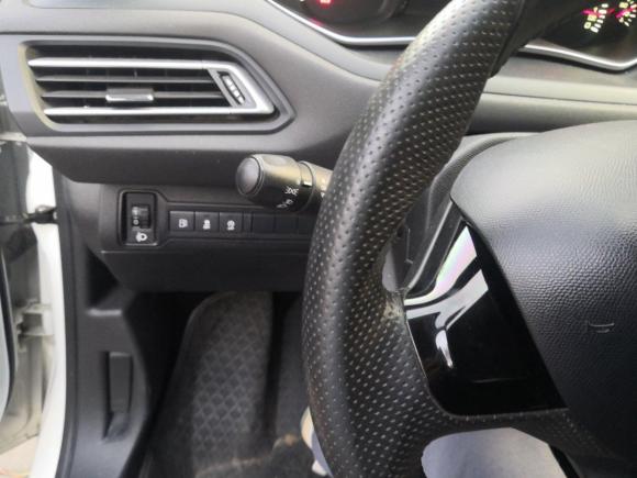 [北京·京N] 二手标致标致3082016款 1.6L 自动时尚版