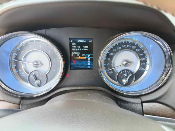 [苏州·苏E] 二手克莱斯勒克莱斯勒300C2014款 3.0L 卓越版