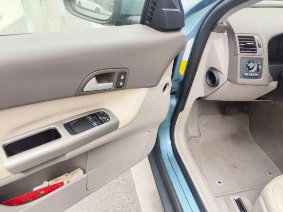 [成都·川A] 二手沃尔沃沃尔沃C302008款 2.4i