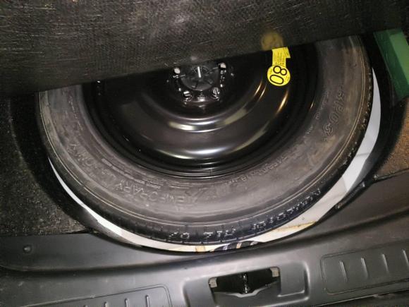 [佛山·粤E] 二手路虎揽胜极光2015款 2.0T 五门风尚版