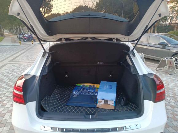 [苏州·苏E] 二手奔驰奔驰GLA2018款 GLA 200 动感型