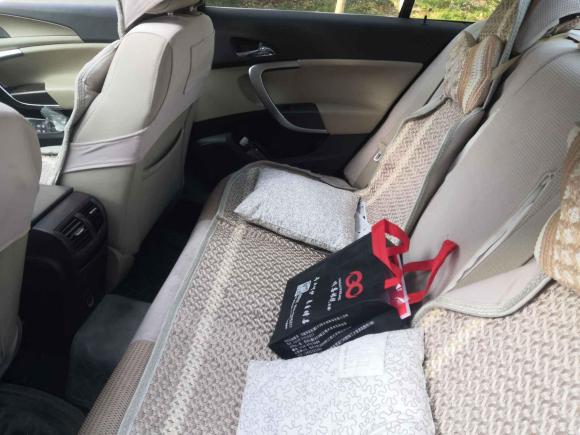 [无锡·苏B] 二手别克君威2011款 2.4L SIDI舒适版