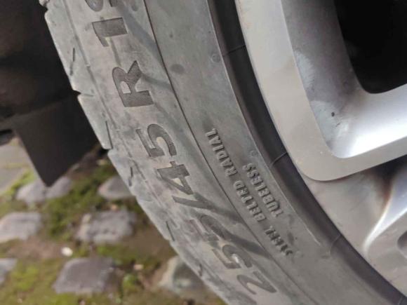 [武汉·鄂A] 二手奥迪奥迪A82014款 A8L 45 TFSI quattro豪华型