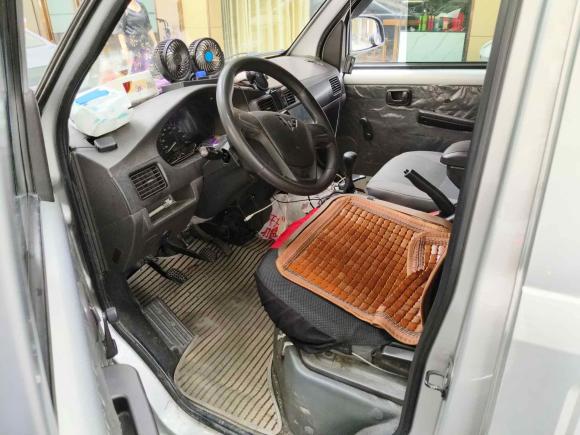 [广州·粤A] 二手五菱汽车五菱荣光2019款 1.5L 加长厢式运输车基本型5座