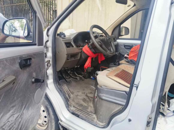 [杭州·浙A] 二手五菱汽车五菱荣光S2021款 1.2L基本型5座LSI