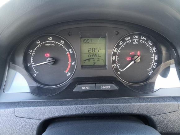 [上海·苏A] 二手斯柯达昕锐2013款 1.6L 手动智选型