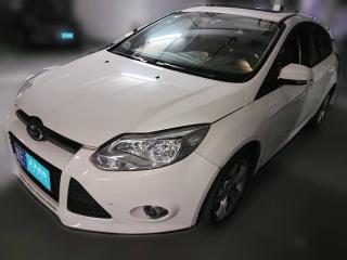 福特福克斯2012款 两厢 1.6L 自动风尚型