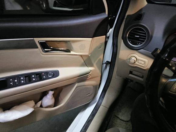 [温州·浙C] 二手荣威荣威3502014款 1.5L 自动迅达版