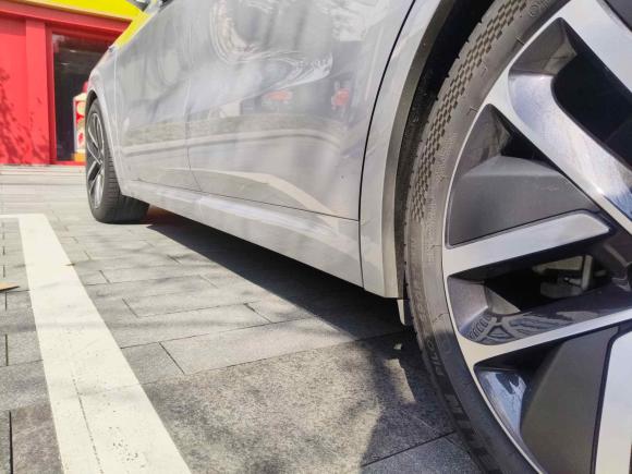 [上海·沪A] 二手理想汽车理想L92022款 Max