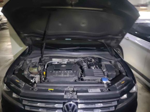 [上海·浙C] 二手大众途观L2018款 330TSI 自动两驱豪华版