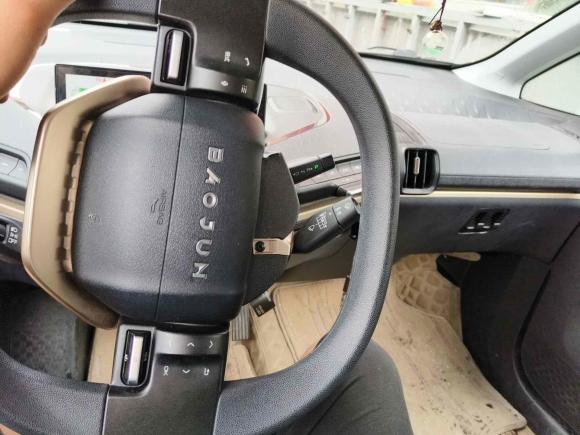 [南通·苏F] 二手宝骏宝骏KiWi EV2022款 设计师轻享版 磷酸铁锂