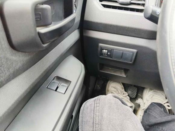 [上海·湘F] 二手五菱汽车五菱宏光PLUS2019款 1.5T 手动标准型 7座