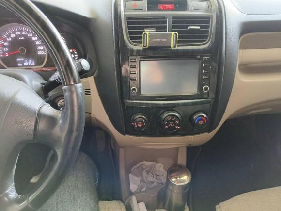 [西安·陕A] 二手起亚狮跑2013款 2.0L 手动两驱版GL