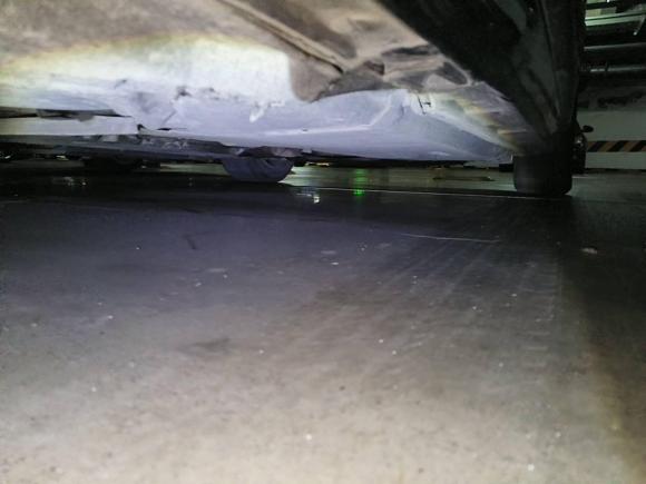 [成都·沪B] 二手奥迪奥迪A6L2012款 30 FSI 舒适型