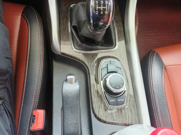 [上海·豫V] 二手北汽幻速北汽幻速S32016款 S3L 1.5L 手动尊享型