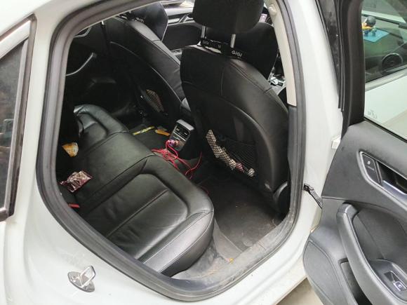 [武汉·鄂A] 二手奥迪奥迪A32015款 Limousine 35 TFSI 百万纪念舒享型