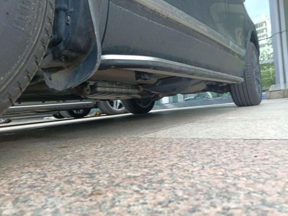 [北京·京N] 二手路虎发现神行2017款 2.0T HSE LUXURY