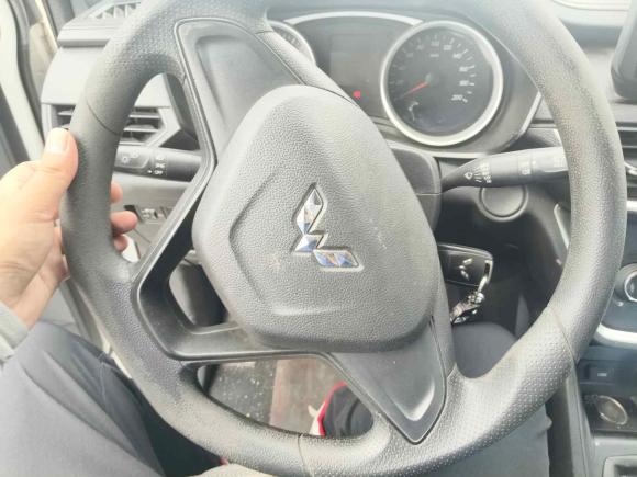 [义乌·浙G] 二手五菱汽车五菱宏光S32019款 1.5L 手动标准型 国VI