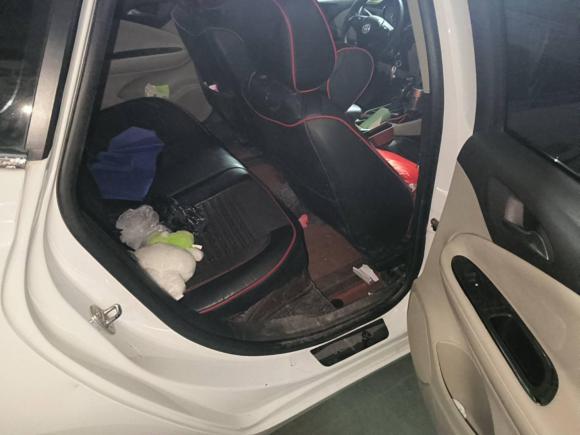 [济南·鲁A] 二手别克威朗2017款 三厢 15S 自动领先型