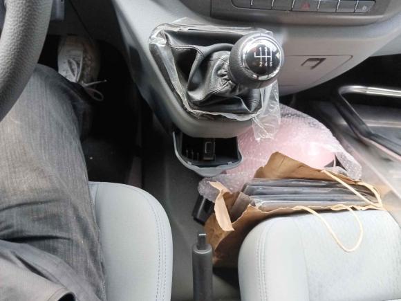 [苏州·苏U] 二手福田图雅诺2022款 2.0T手动通途多功能长轴中顶后单胎5/6/7/9座4F20TC3